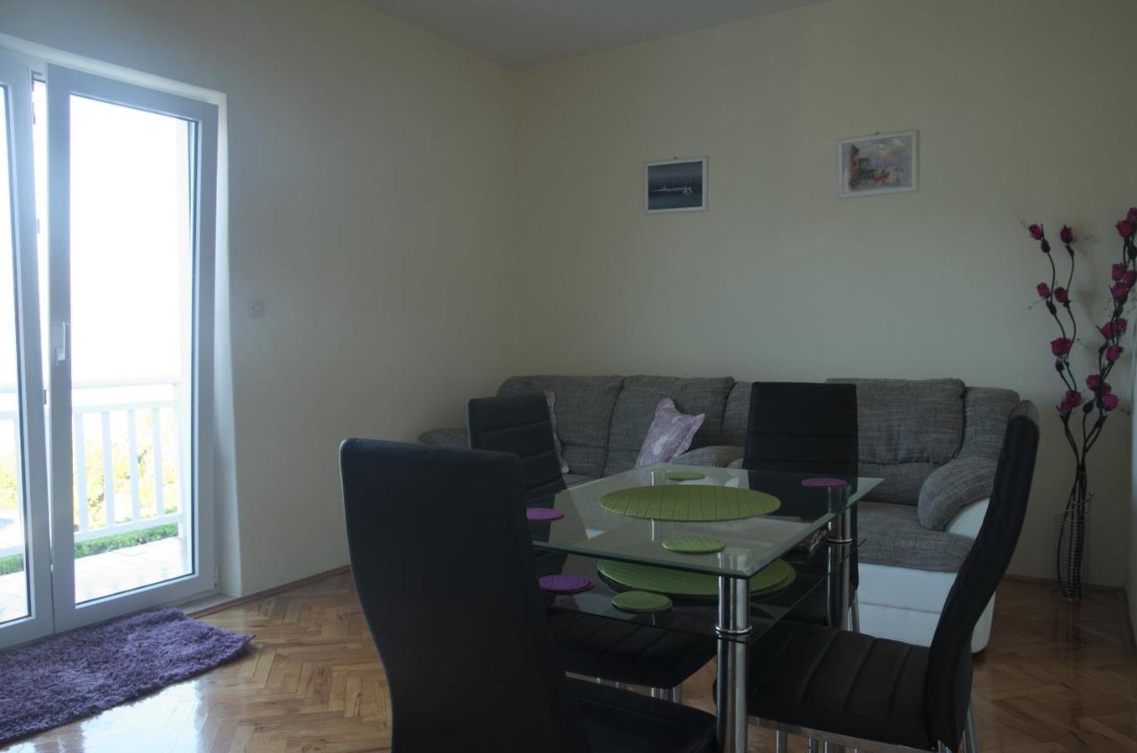 Fei Fei Apartments 2 Рачишче Экстерьер фото